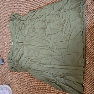 Old navy olive green gathered shoulder tank top flowy